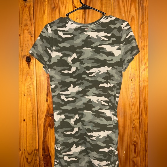 Pink camo fitted dress - Picture 3 of 5